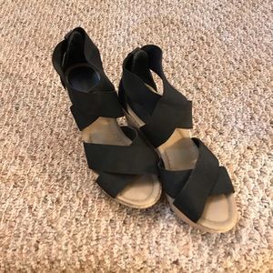 Kenneth Cole Reaction Sole Lay Wedge Sandals